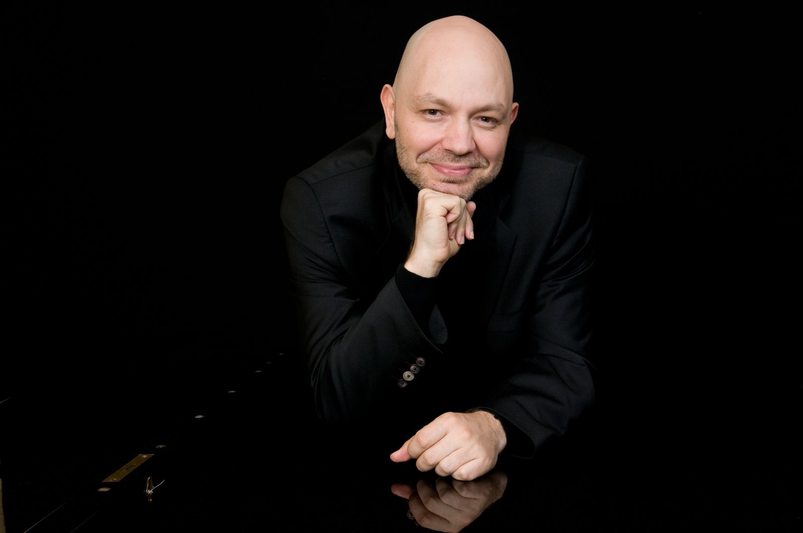 ÖZGÜR AYDIN - Pianist